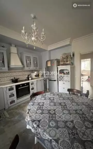 3-комнатная квартира, этаж 2 из 9, 88 м²