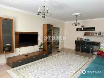 2-комнатная квартира, этаж 7 из 13, 80 м²