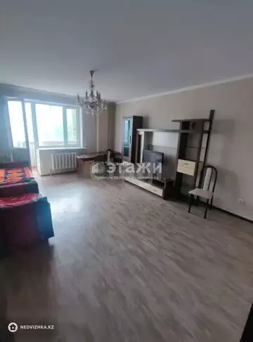 2-комнатная квартира, этаж 3 из 6, 72 м²