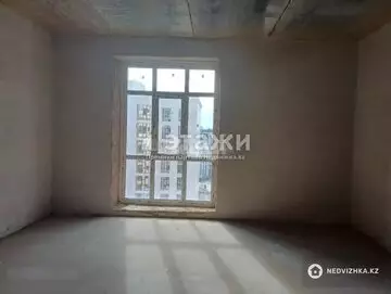 2-комнатная квартира, этаж 4 из 12, 57 м²