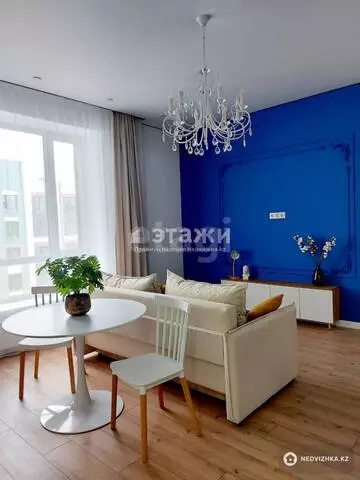 3-комнатная квартира, этаж 8 из 12, 53 м²