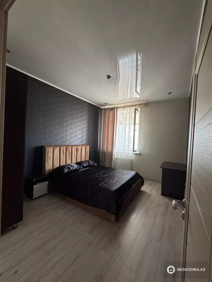 60 м², 2-комнатная квартира, этаж 3 из 18, 60 м², изображение - 1