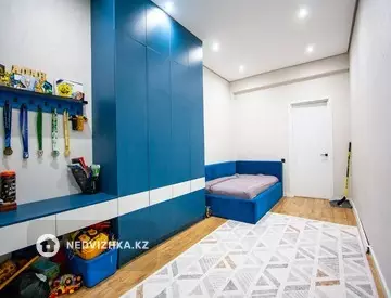 3-комнатная квартира, этаж 2 из 3, 85 м²