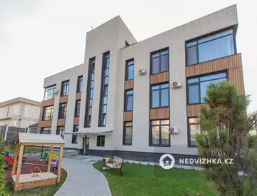 2-комнатная квартира, этаж 1 из 3, 99 м²