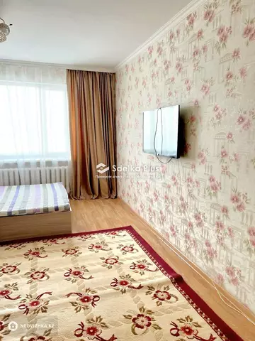 1-комнатная квартира, этаж 12 из 12, 40 м²