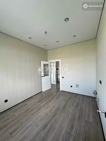 1-комнатная квартира, этаж 6 из 12, 39 м²