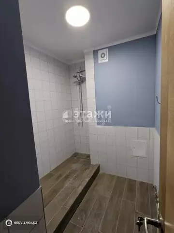 2-комнатная квартира, этаж 3 из 14, 60 м²