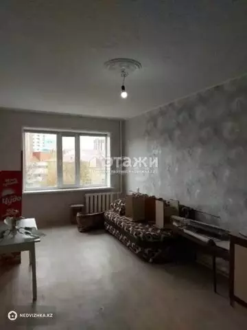 1-комнатная квартира, этаж 3 из 5, 36 м²