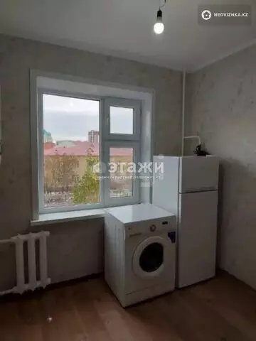 1-комнатная квартира, этаж 3 из 5, 36 м²