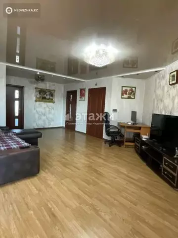 4-комнатная квартира, этаж 16 из 17, 107 м²