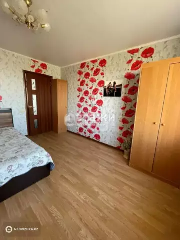 4-комнатная квартира, этаж 16 из 17, 107 м²