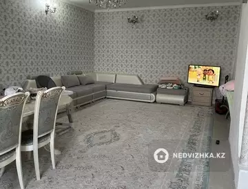 3-комнатная квартира, этаж 7 из 7, 90 м²