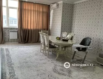 3-комнатная квартира, этаж 7 из 7, 90 м²