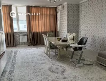 3-комнатная квартира, этаж 7 из 7, 90 м²