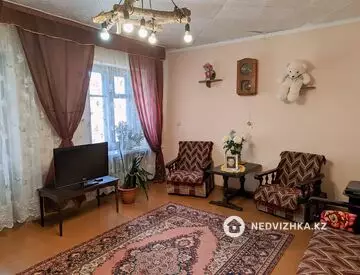 3-комнатная квартира, этаж 2 из 2, 75 м²