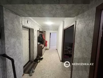 2-комнатная квартира, этаж 8 из 9, 53 м²