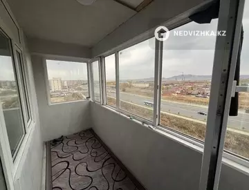 2-комнатная квартира, этаж 8 из 9, 53 м²