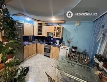 3-комнатная квартира, этаж 4 из 9, 64 м²