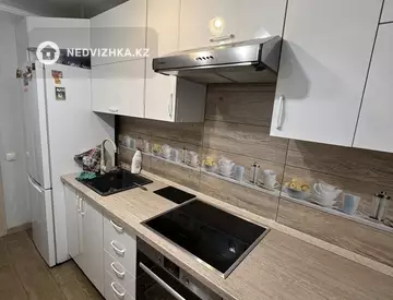 2-комнатная квартира, этаж 2 из 5, 49 м²