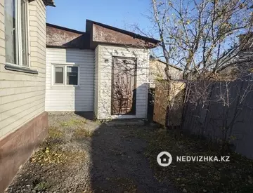 5-комнатный дом, 10 соток, 100 м²