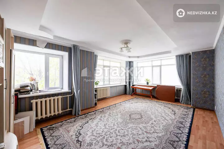 81.8 м², 3-комнатная квартира, этаж 3 из 5, 82 м², изображение - 1