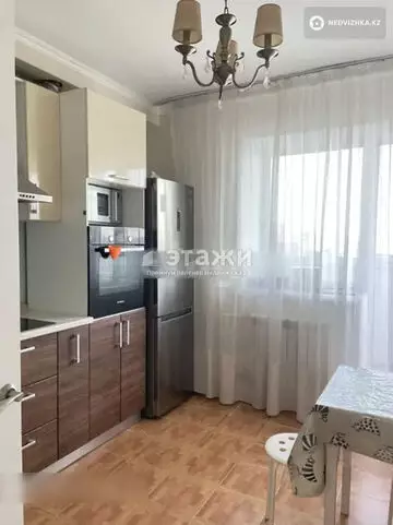 2-комнатная квартира, этаж 10 из 12, 60 м²