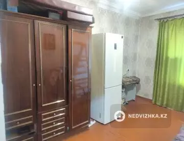 3-комнатная квартира, этаж 2 из 2, 60 м²