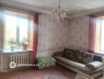 3-комнатная квартира, этаж 2 из 2, 60 м²