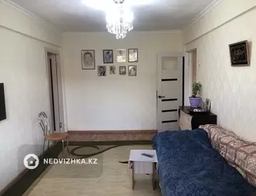 2-комнатная квартира, этаж 4 из 5, 46 м²