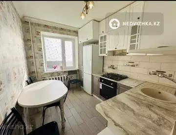 2-комнатная квартира, этаж 4 из 9, 52 м²