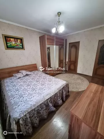 3-комнатная квартира, этаж 2 из 9, 85 м²