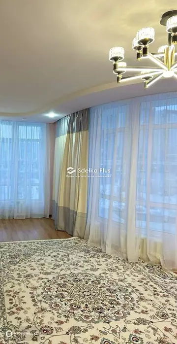 3-комнатная квартира, этаж 2 из 12, 80 м²