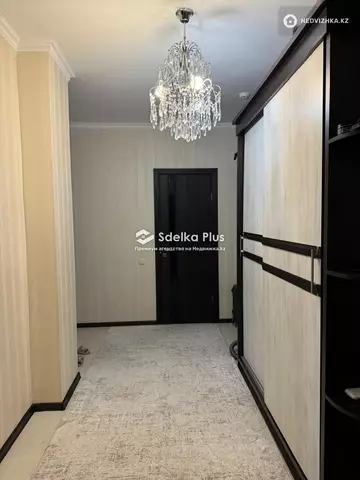 2-комнатная квартира, этаж 5 из 17, 77 м²