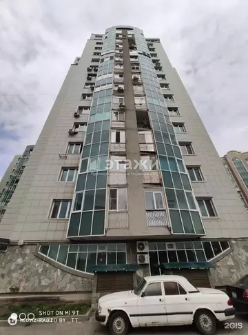 2-комнатная квартира, этаж 2 из 14, 76 м²