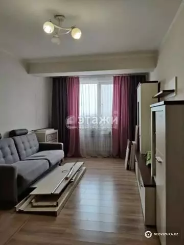 2-комнатная квартира, этаж 8 из 10, 43 м²