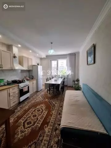 2-комнатная квартира, этаж 2 из 9, 72 м²