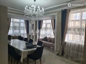 4-комнатная квартира, этаж 7 из 7, 140 м²
