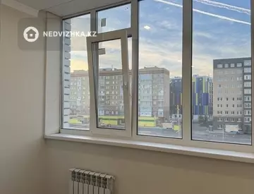 1-комнатная квартира, этаж 4 из 5, 58 м²