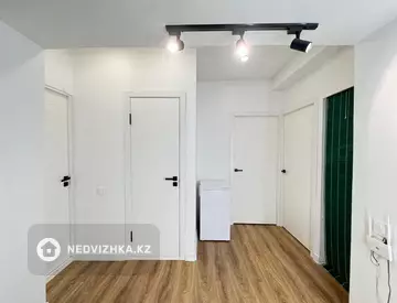 4-комнатная квартира, этаж 4 из 4, 70 м²