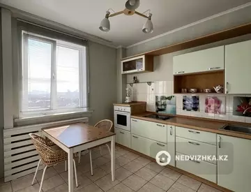 71.2 м², 2-комнатная квартира, этаж 10 из 16, 71 м², изображение - 2