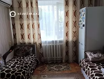 2-комнатная квартира, этаж 1 из 2, 40 м²