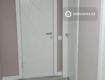 1-комнатная квартира, этаж 16 из 24, 40 м², на длительный срок