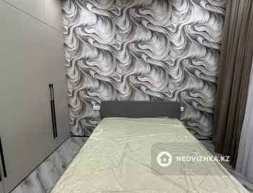 2-комнатная квартира, этаж 8 из 9, 50 м², на длительный срок