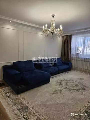 4-комнатная квартира, этаж 7 из 9, 107 м²