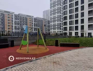 3-комнатная квартира, этаж 4 из 9, 64 м²