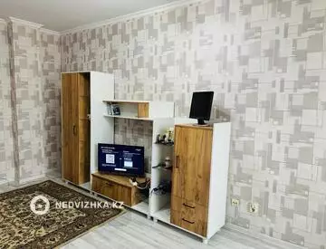 1-комнатная квартира, этаж 6 из 8, 37 м²