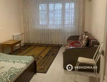 1-комнатная квартира, этаж 2 из 5, 50 м², на длительный срок