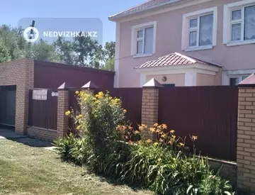 4-комнатный дом, 3.6 соток, 150 м²