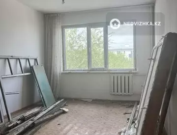 2-комнатная квартира, этаж 4 из 5, 46 м²