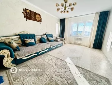 3-комнатная квартира, этаж 4 из 5, 89 м²